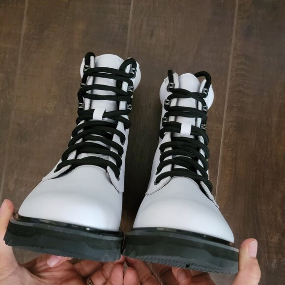 NEW Sorel Lennox Lace STKD Boots Womens 7.5 White Lug Combat Whimsigoth Grunge - Picture 4 of 11
